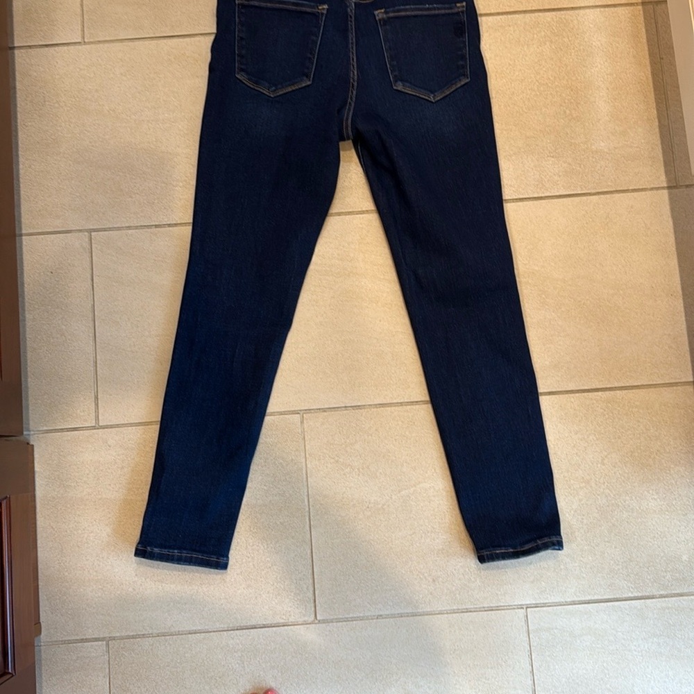 Vervet Blue Skinny Jeans with Tapered Ankle Fit - Picture 4 of 4